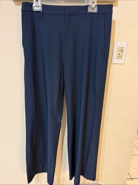 Banana Republic Women’s Sculpted Stretch Dress Pants in Navy